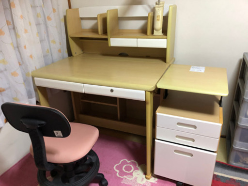 ニトリ　学習机　取引終了
