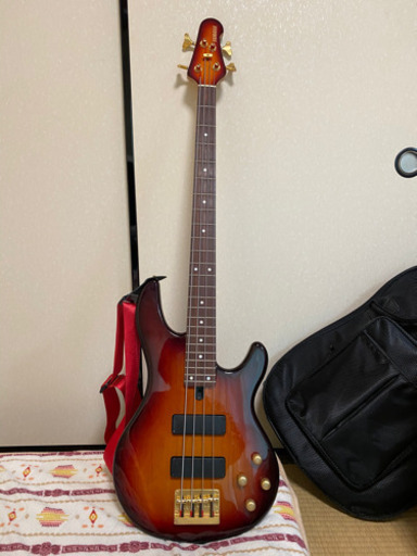YAMAHA ベース
