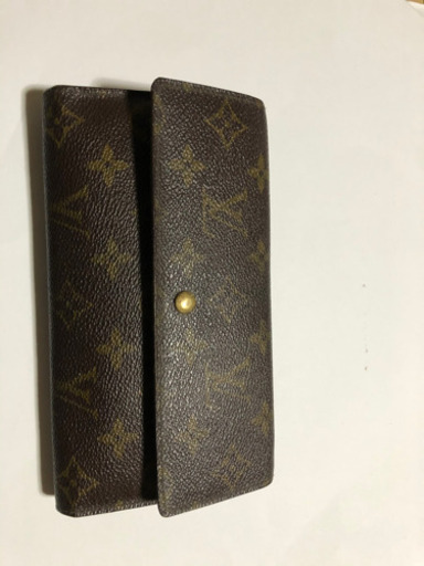 LV  ルイヴィトンの　三つ折り　財布(商談中)