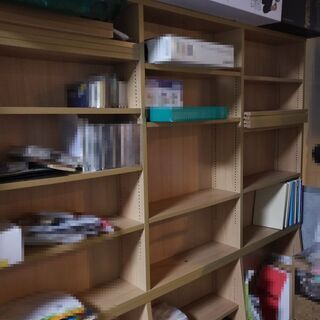 【無料】大きめの本棚をお譲りします【大物処分】