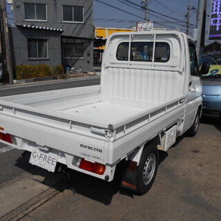 三菱　ミニキャブトラック　Ｖタイプ　三方開　パワステ付き　５速ＭＴ　走行４４８００キロ！の画像