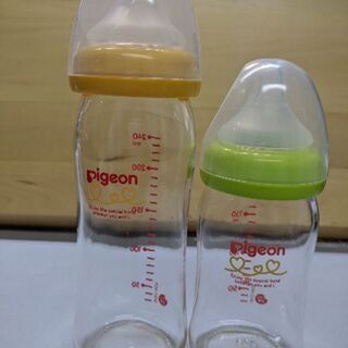【取引中】哺乳瓶２本セット(ピジョン母乳実感　大・小)新品乳首つき