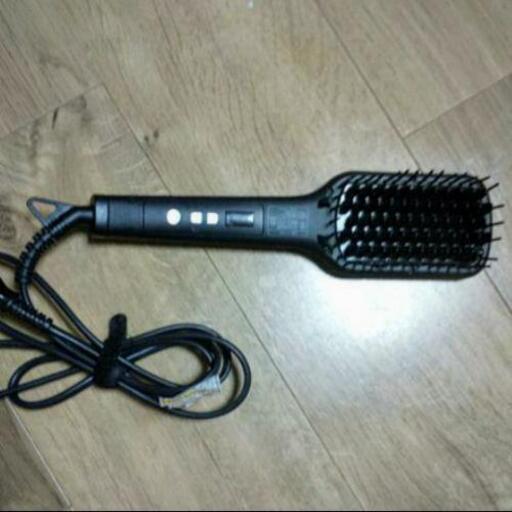 SALONIA\nブラシ型ヘアーアイロン\n