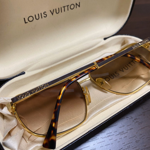 LOUIS VUITTON ルイヴィトン　サングラス