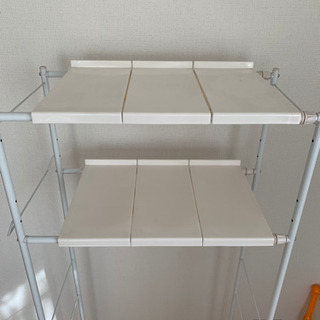 (ワンコインにします！)洗濯機ラックの画像