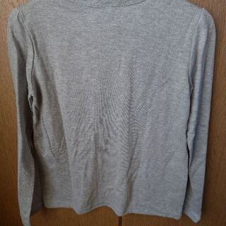 未使用品 女の子用シャツ 140cmの画像
