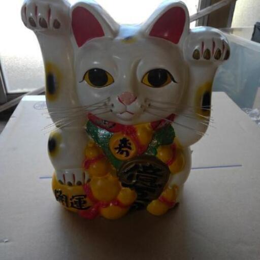 招き猫の貯金箱