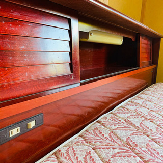 【マットレス付き】フランスベッド ダブルベッド 照明ありの画像