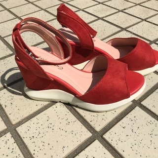 サンダル赤（未使用）の画像