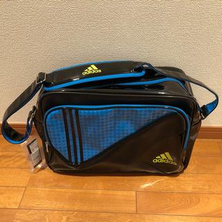 アディダス  スポーツバッグ