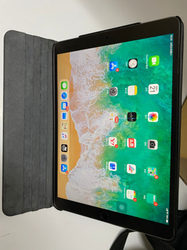 極上美品 iPad Pro 10.5インチ Wi-Fi+Cellular 256GB MPHG2J/A SIMフリー [スペースグレイ] au SIMフリー ロック解除済み