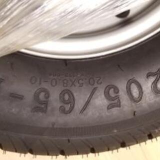 205/65-10 5穴ホイール付きタイヤ(新品)の画像