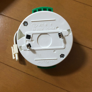 天井蛍光灯　カバー付きの画像