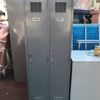 00336 スチールロッカー★スチール製物置★収納棚★衣類ロッカ...