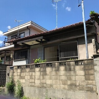 瑞穂区　駅・区役所まで徒歩5分！　珍しい間取りの平屋戸建！　事務...