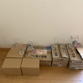 ビールジョッキ　ビールグラス　大量