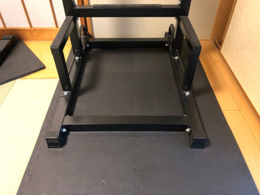 懸垂マシン、ダンベルセット　