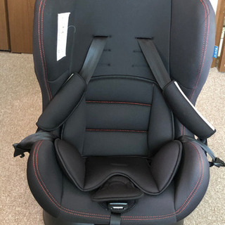 チャイルドシート（黒色）の画像