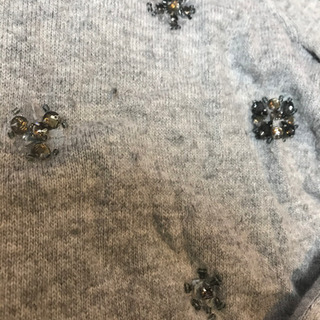 ジモティ特別価格‼️ビジュー付セーターの画像