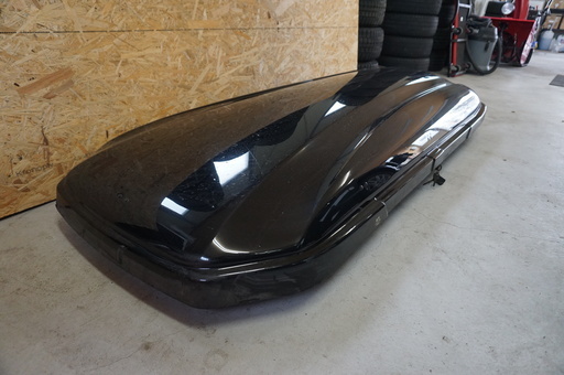 商談中　inno イノー　ルーフボックス　ＢＲ５５　容量３８０リットル