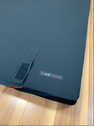 【なぉき様 お取り置き中】【値下げ】美品　西川　AIR SI ダブル　黒　コンディショニングマットレス