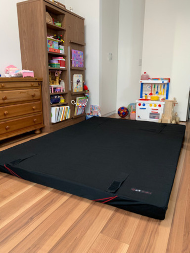 【なぉき様 お取り置き中】【値下げ】美品　西川　AIR SI ダブル　黒　コンディショニングマットレス