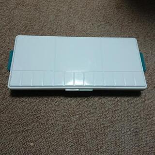 絵の具セット の画像