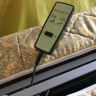 折りたたみ電動ベッド！写真アップしました！