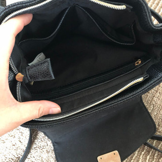 新品に近いショルダーバッグの画像