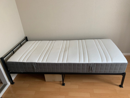シングル　パイプベッド　マットレスセットで！