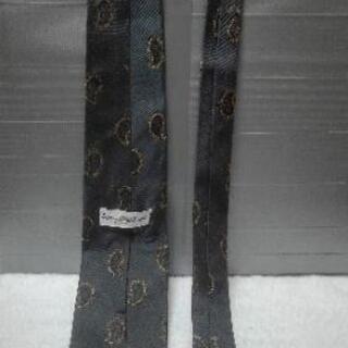 ネクタイ　　　32　　　International Trend BEREEの画像