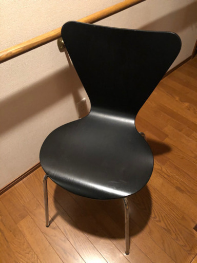 【本日AM限り】椅子　ブラック　4本足