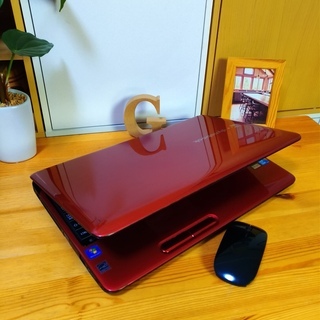 corei5メモリ4GでSSD128Gの高性能TOSHIBA☆ 光沢ルビーレッドがとても