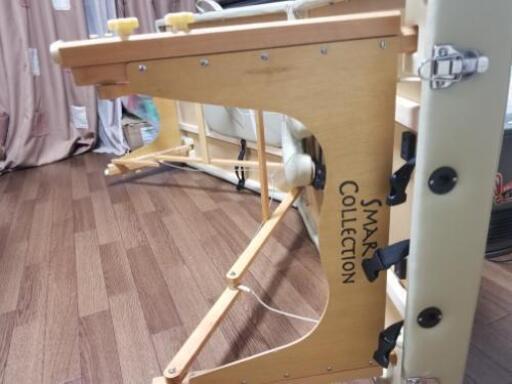 施術ベッド(取り引き中に　なりました。)