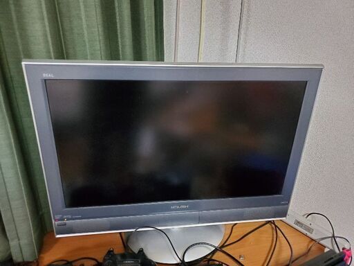 三菱　テレビ　32インチ