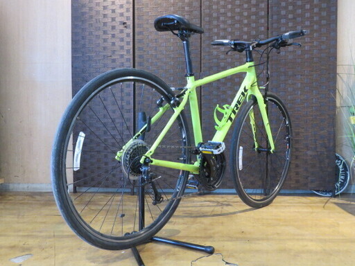 ■TREK 7.4 FX トレック 2016年モデル 44.5cmサイズ ライムイエロー 27速 アルミフレーム クロスバイク 美品!
