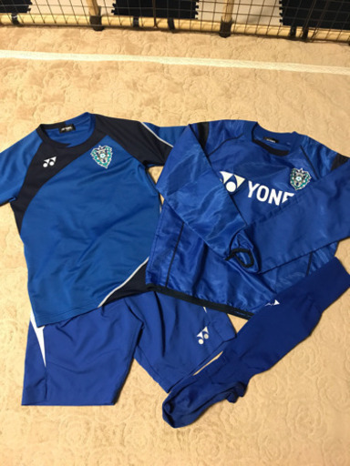 アビスパサッカー３１日　出品とりやめスクール　ユニフォーム　150〜160 21㎝スパイク付き