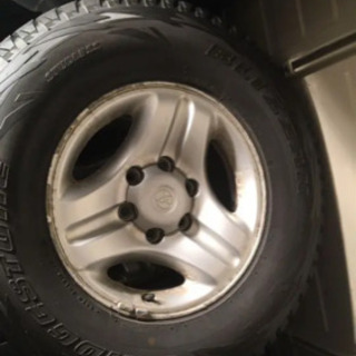 265/70r16 6穴　スタッドレスの画像