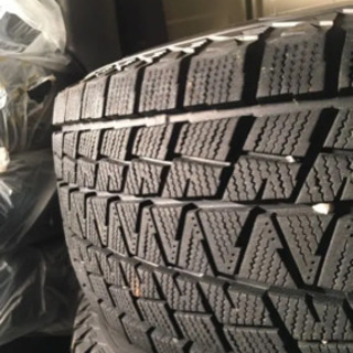 265/70r16 6穴　スタッドレスの画像