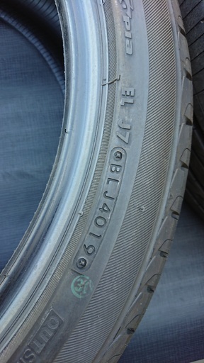 ほぼ新品！REGNO GRVⅡ 225/45R18 走行300キロ ２０１９年 2本セット レグノ GRV2