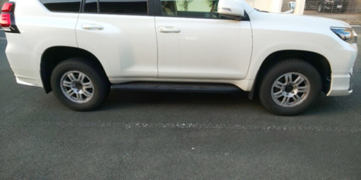 少し早いですが　ブリジストン ブリザック　DM-V2   プラド　ランクル　画像のプラドで使用