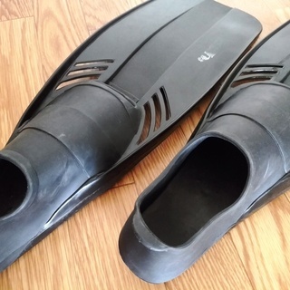 値下げ中‼ フィン ドルフィン ラバーフィン (スノーケリング ボディボード) USED品 海 レジャー Bodyboards 激安出品 夏の海の必需品☆の画像