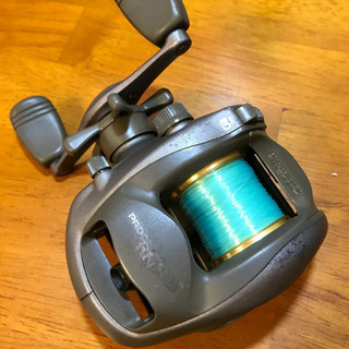 釣りベイトリールの画像