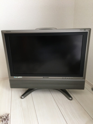 SHARP AQUOS 22インチ