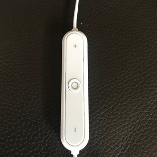 Bluetooth イヤホンの画像