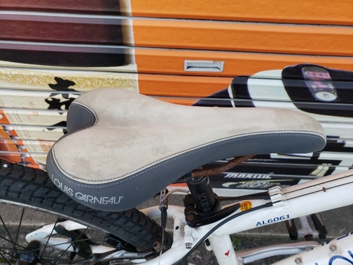 LOUIS GARNEAU　ルイガノ　Five  ファイブ　AL6061　マウンテンバイク