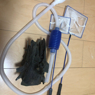 水槽の熱帯魚のあみ