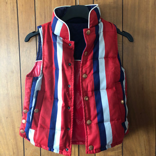 リバーシブルダウンベストの画像