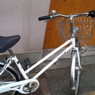 ☆シティサイクル ホワイト ☆ 整備済・美品車＞シティサイクル・26インチ自転車・ホワイト LEDオート