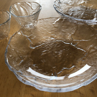 ガラス製プレートandお猪口ペアの画像